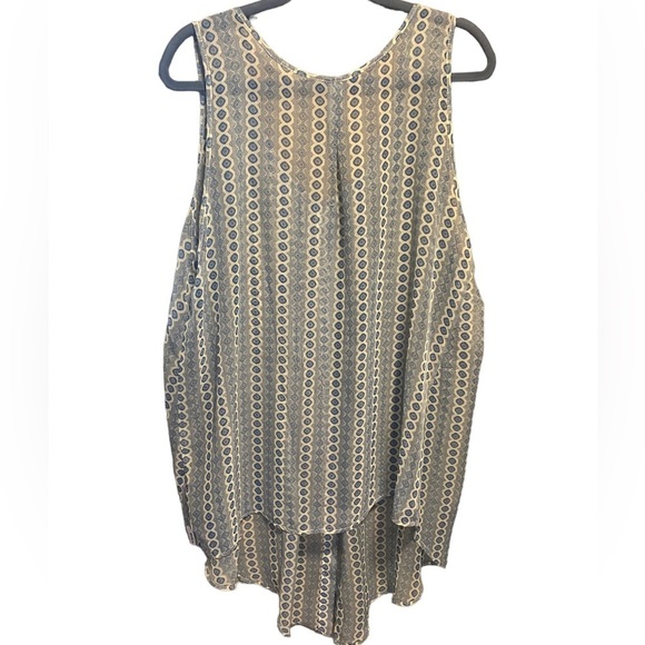 RVCA Sheer Long Sleeveless Button Down Top Or Cover Up Over Swimsuit/ Leggings - Picture 5 of 13